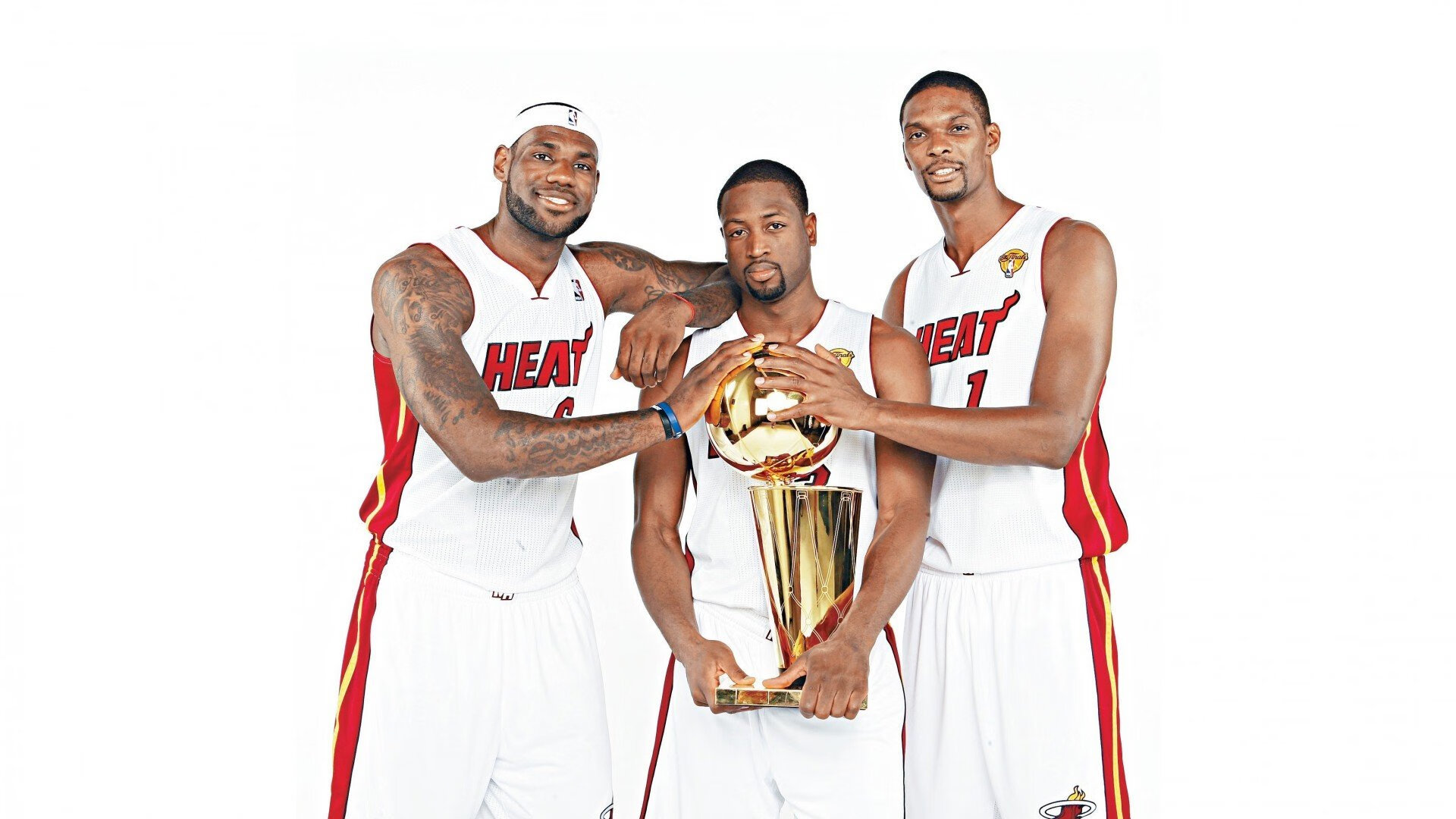 北欧冰原遇东亚烈焰，奥恰洛夫点燃韩瑞鏖战