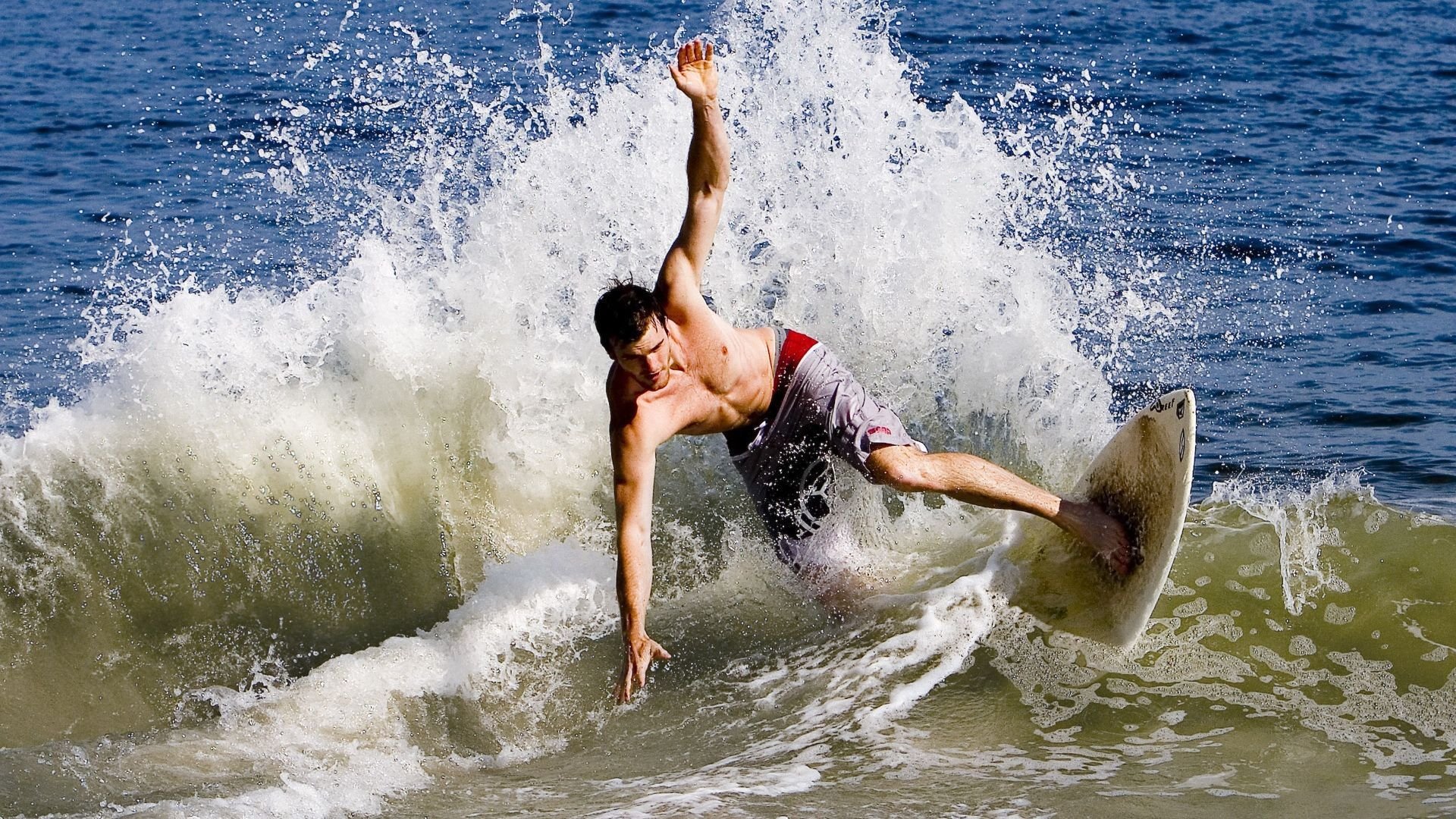 那不勒斯横扫罗马，穆勒扛起全队，一场战术与意志的完美胜利